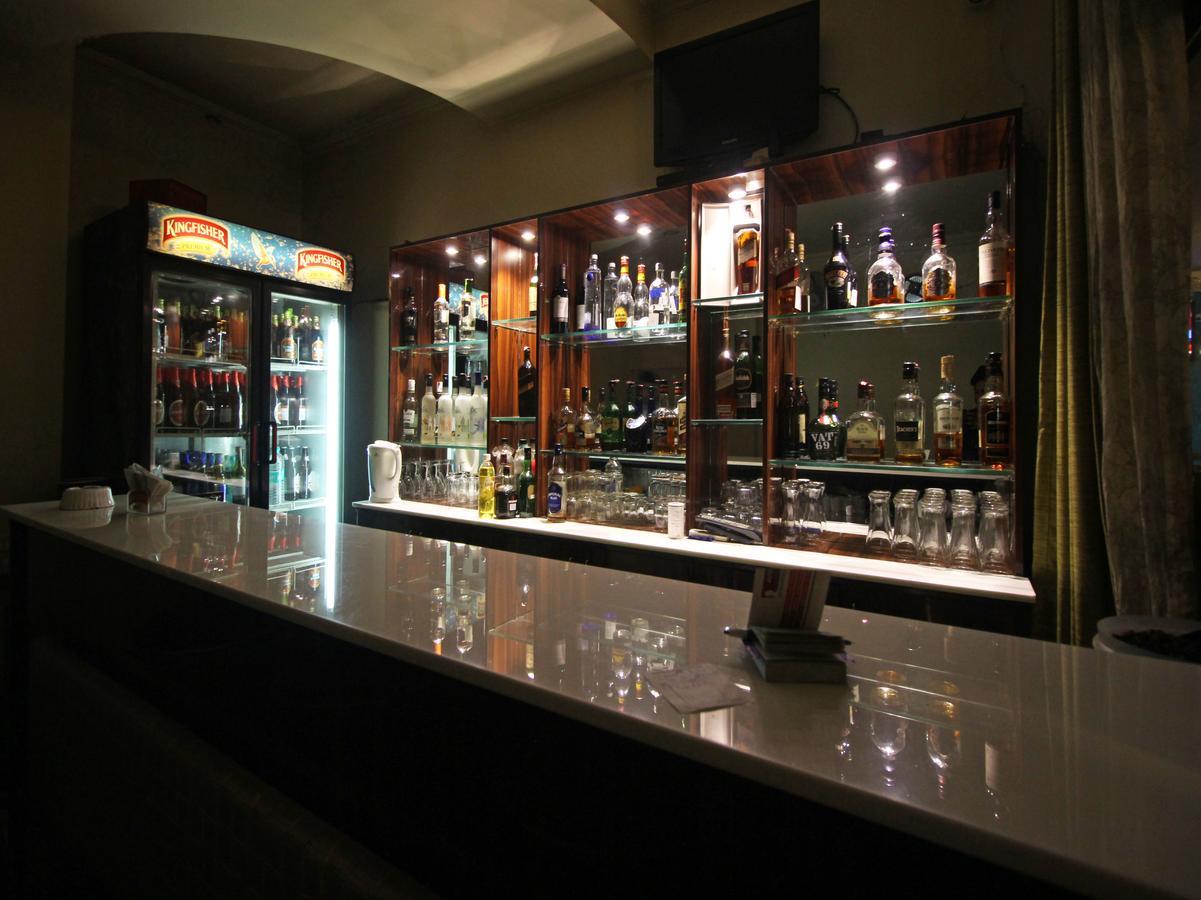 Oyo 8132 Hotel Kukreja Dehradún Kültér fotó